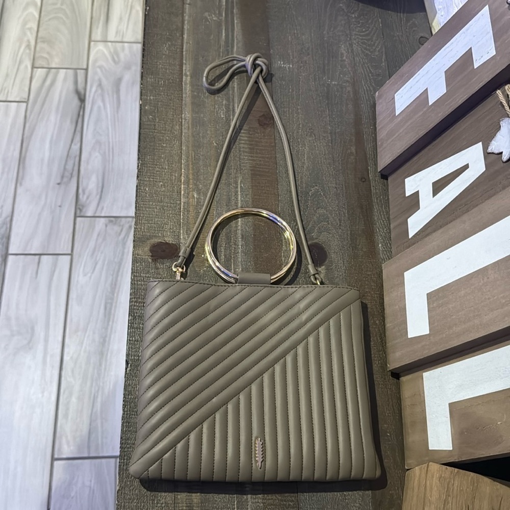 Thacker leather clutch/crossbody - Picture 3 of 7